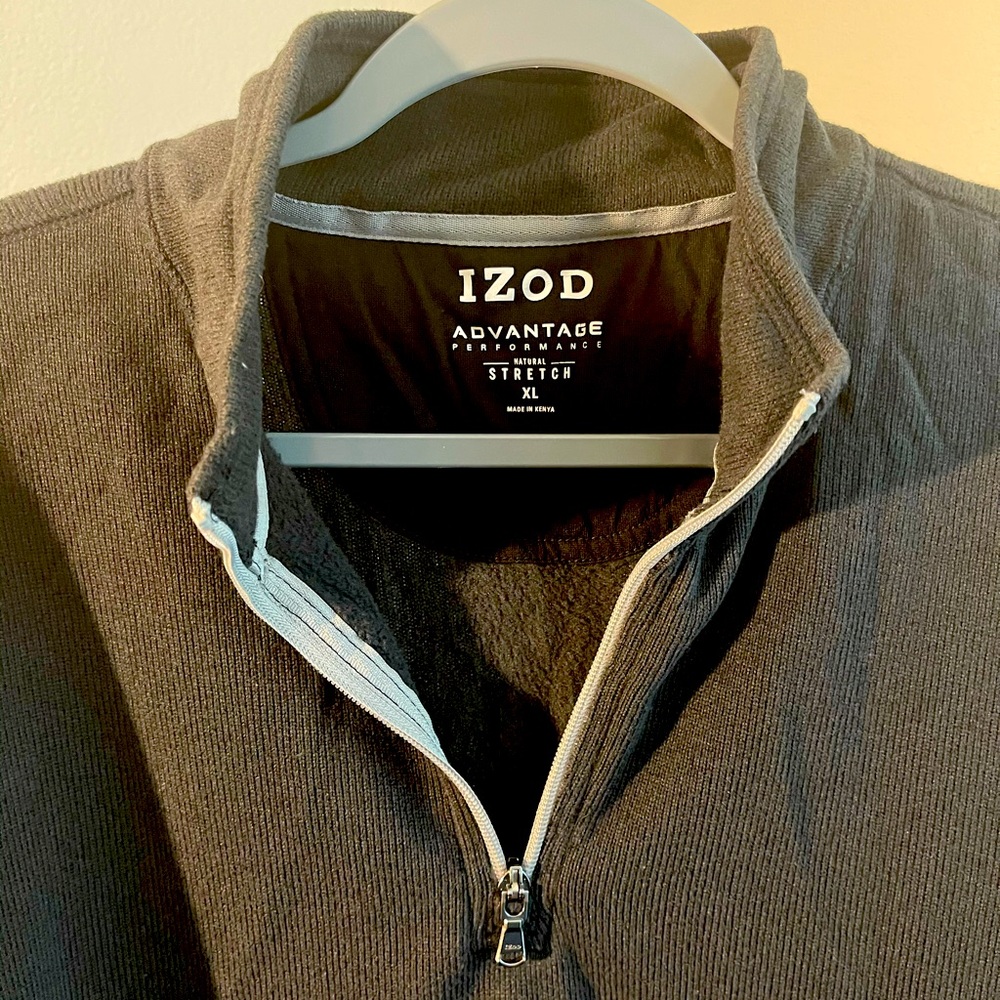 Izod performance fleece half zip